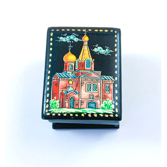 Vintage Black Lacquer Russian Folk Art Wooden Box - Size for Pills or Rings - Picture 1 of 10